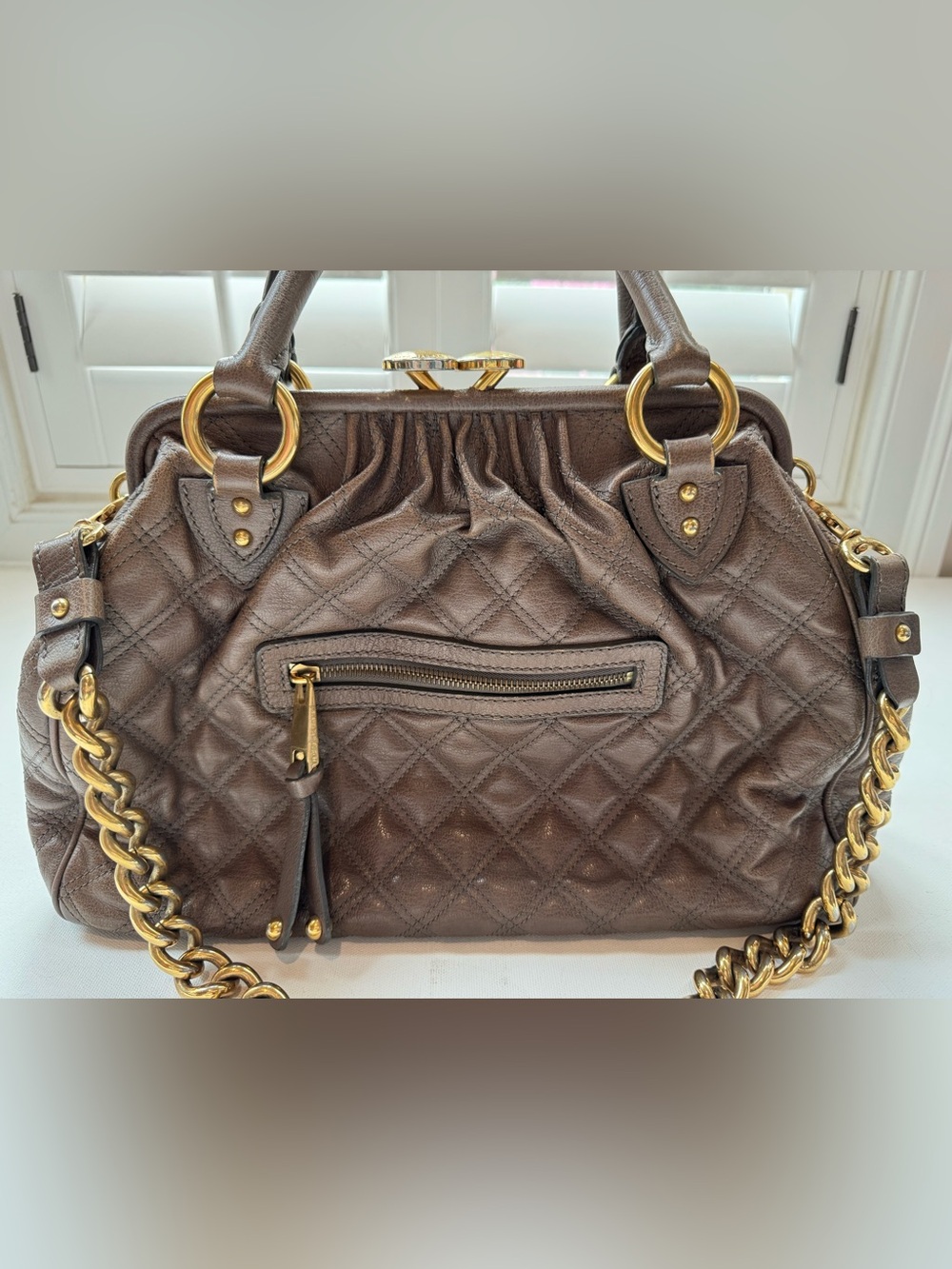 Authentic Marc Jacobs Stam Bag Quilted Brown Leather Gold Chain Kiss Lock Italy - Picture 4 of 16